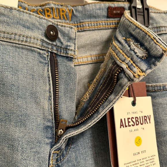 Alesbury Slim Jeans - Picture 4 of 5